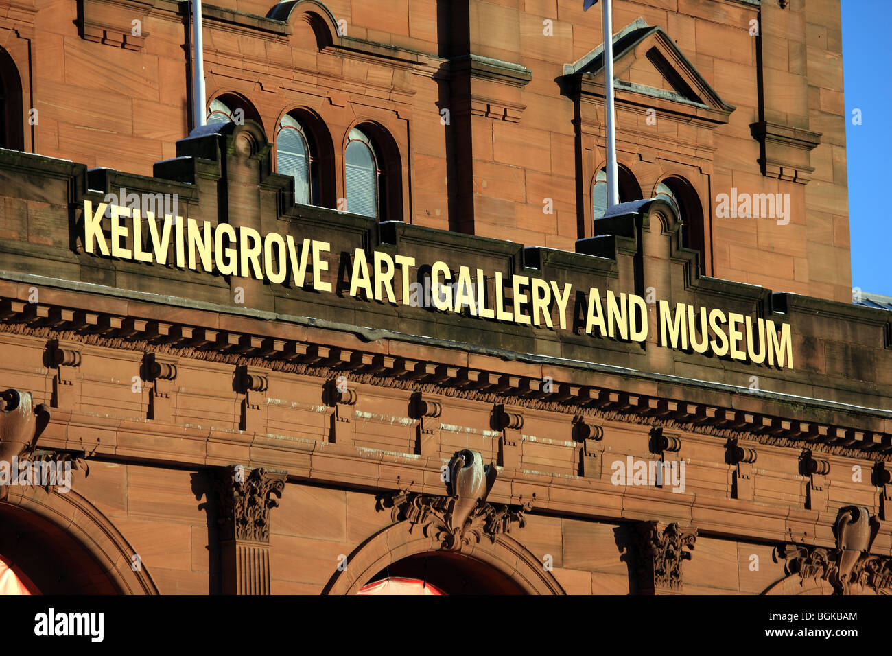 Entrance to kelvingrove art gallery and museum hi-res stock photography ...