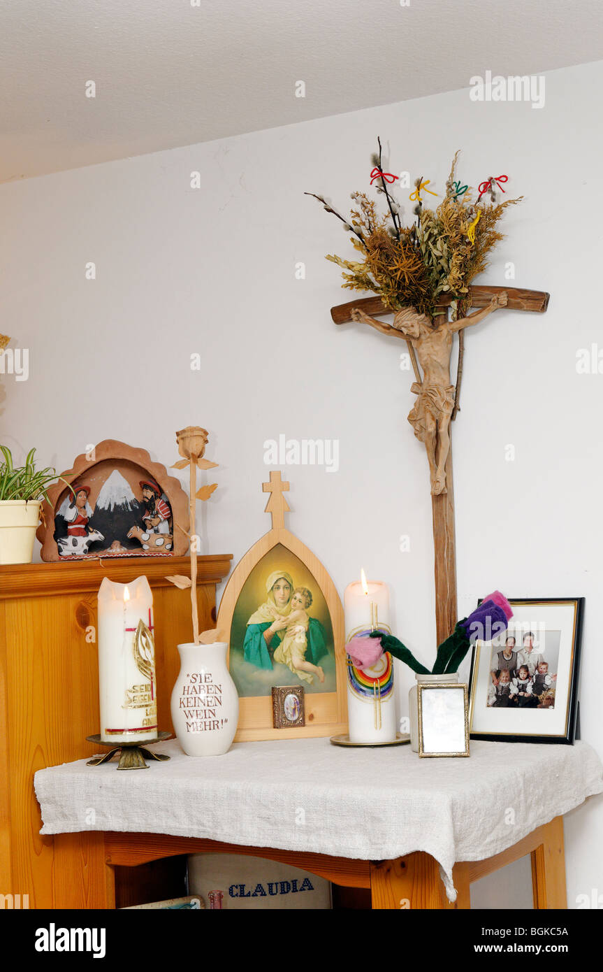 Catholic home altar hi-res stock photography and images - Alamy