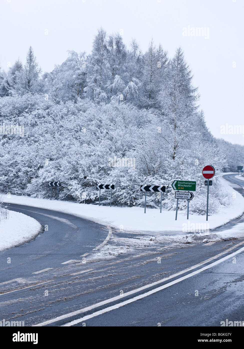 A34 Litchfield Junction in snow storm Hampshire UK Stock Photo