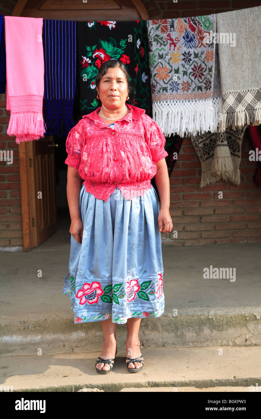 Woman, Angahuan, Pueblo near volcano Paricutin, Michoacan State, Mexico, North America Stock Photo