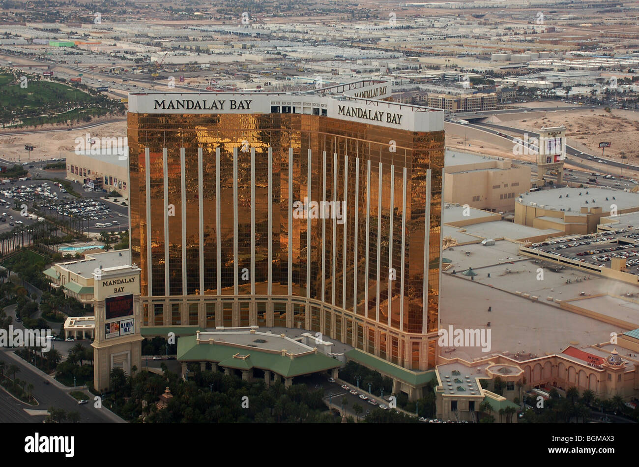 The Mandalay Bay Resort and Casino and Convention Center in Las Vegas,  Nevada Stock Photo - Alamy