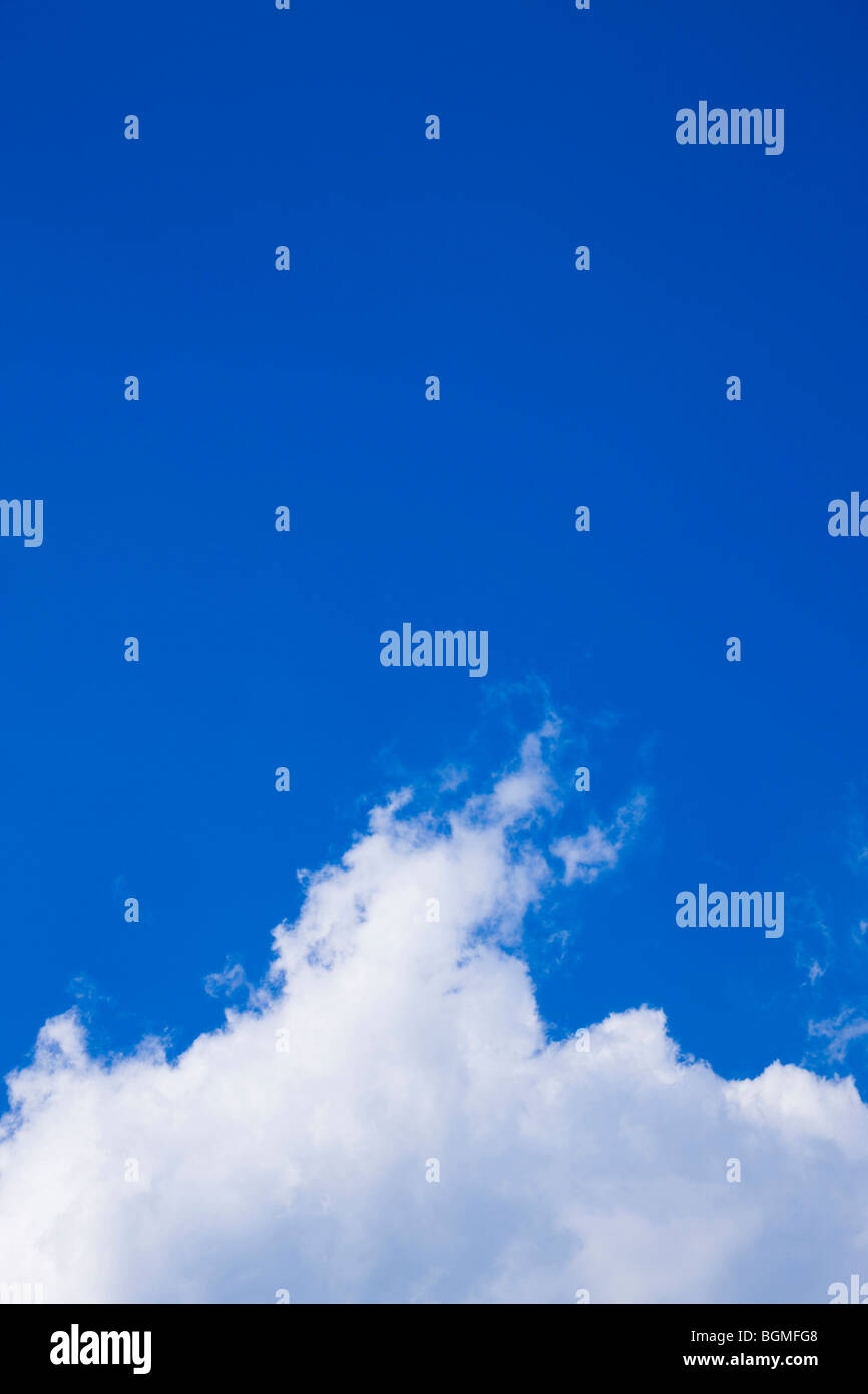 Blue sky clouds in nature hi-res stock photography and images - Alamy