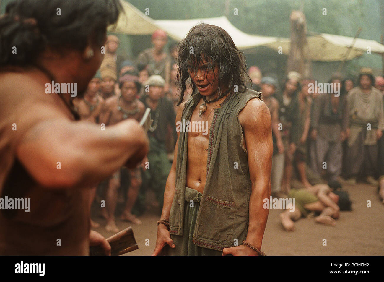 Tony jaa ong bak thai warrior hi-res stock photography and images - Alamy, image size:1300x954