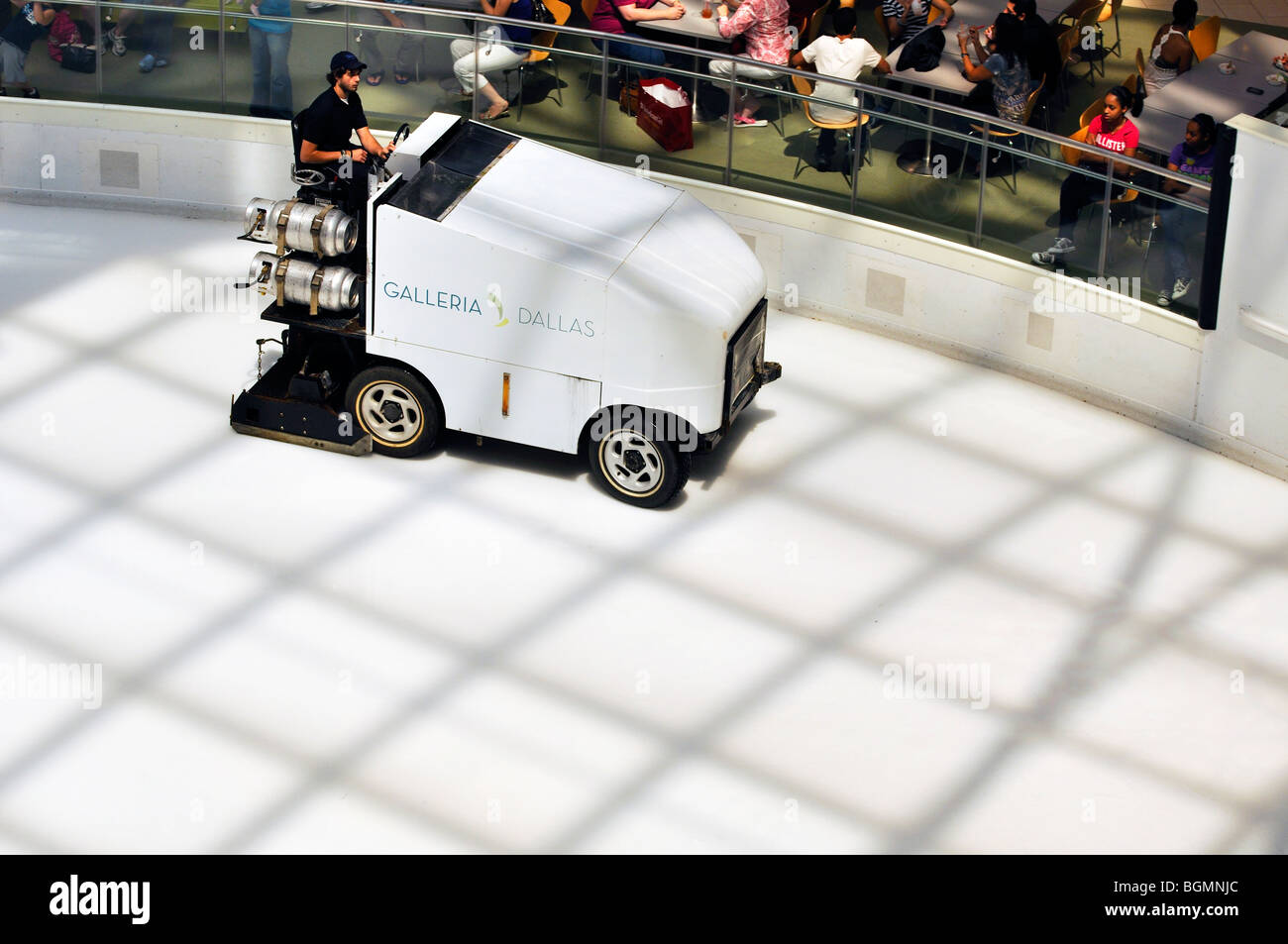 Zamboni ice resurfacing Stock Photo Alamy