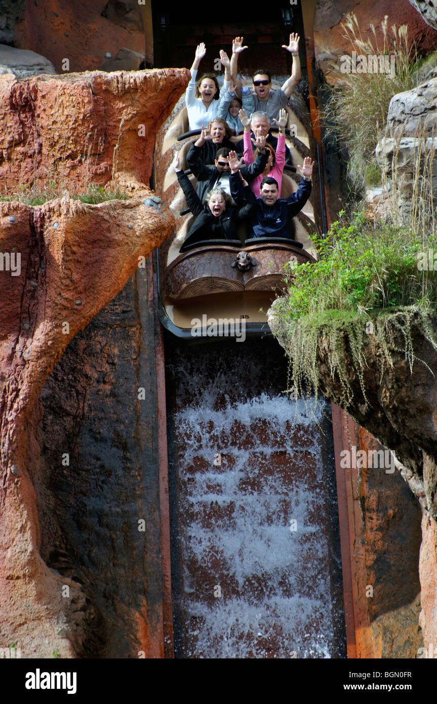 Disney splash mountain orlando hires stock photography and images Alamy