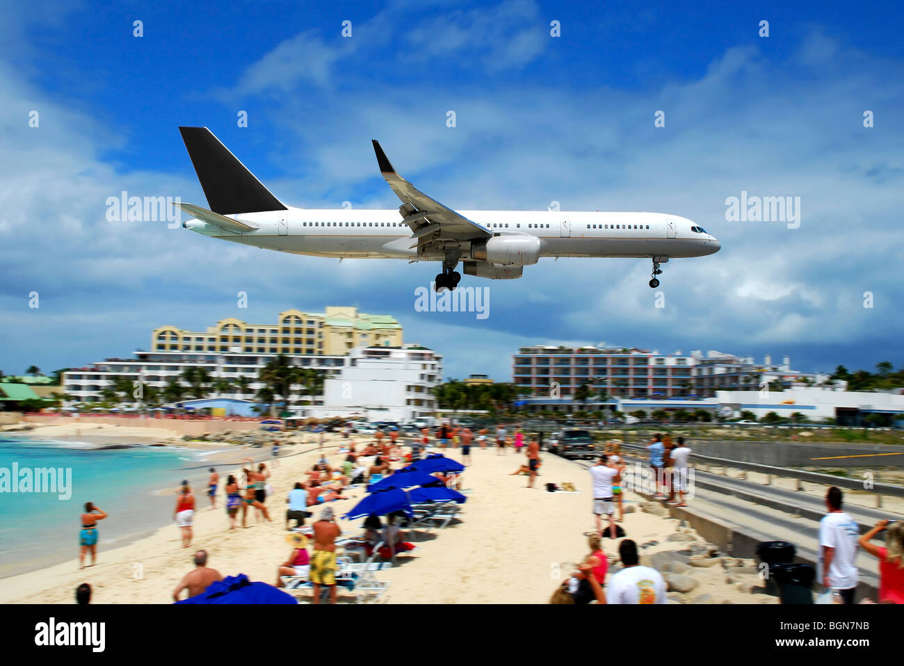 Airport Beach St. Maarten Stock Photo Alamy