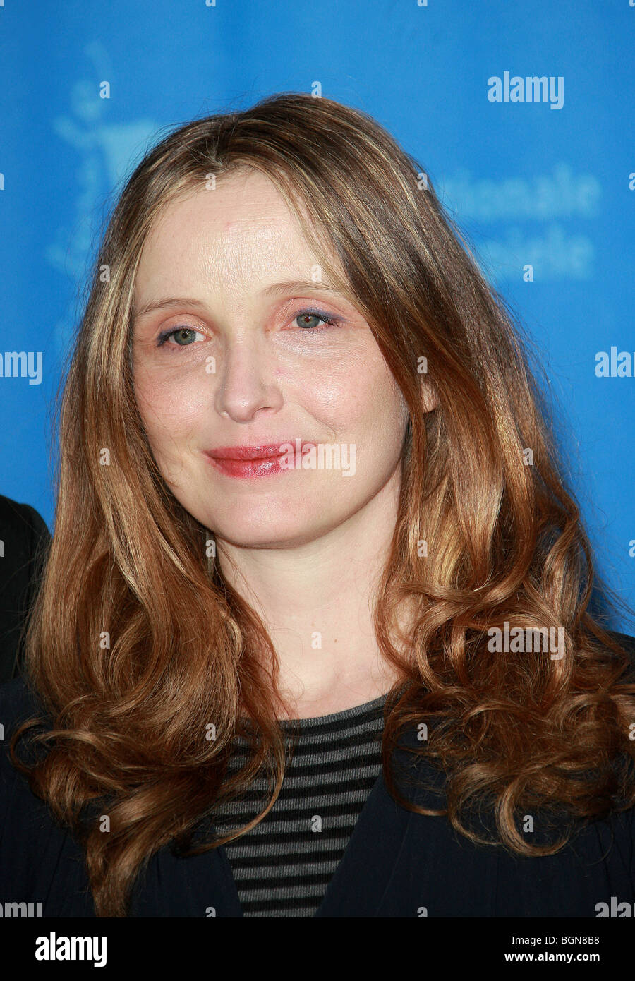 JULIE DELPY THE COUNTESS PHOTOCALL BERLIN FILM FESTIVAL 2009 THE GRAND HYATT POTSDAMER PLATZ