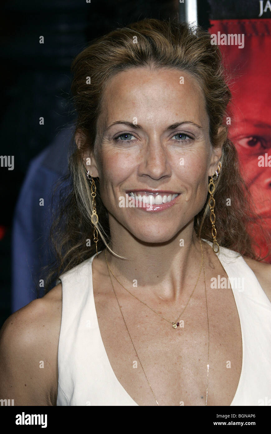 SHERYL CROW HOME OF THE BRAVE WORLD PREMIERE BEVERLY HILLS LOS ANGELES USA  05 December 2006 Stock Photo - Alamy