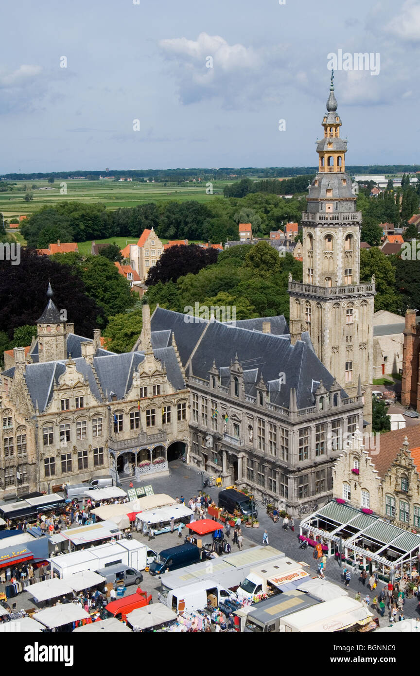 Main market square / Grote Markt and belfry at the city Veurne / Furnes, West Flanders, Belgium Stock Photo