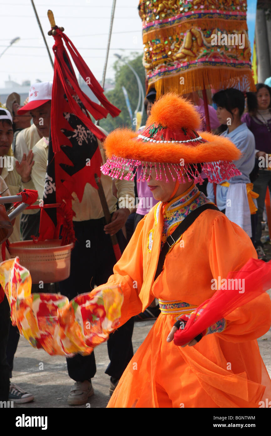 traditional taiwanese festival dance Stock Photo - Alamy