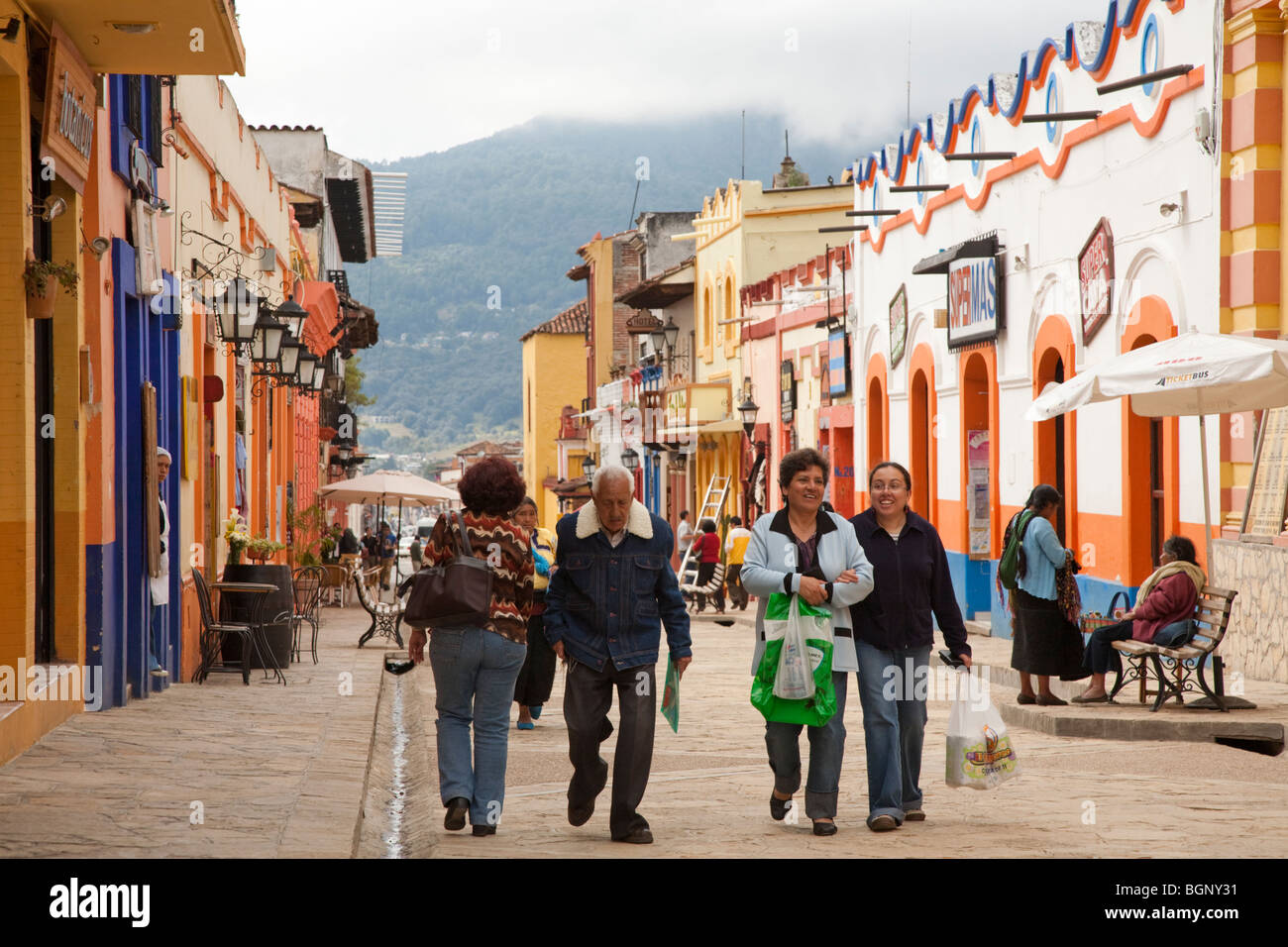 Pedestrian Street Real de Guadalupe. San Cristóbal de las Casas, Chiapas  Mexico Stock Photo - Alamy