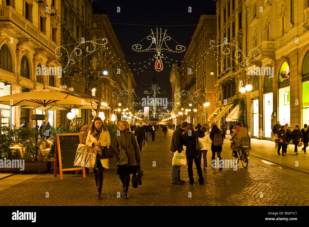 Milan italy via dante hi-res stock photography and images - Alamy