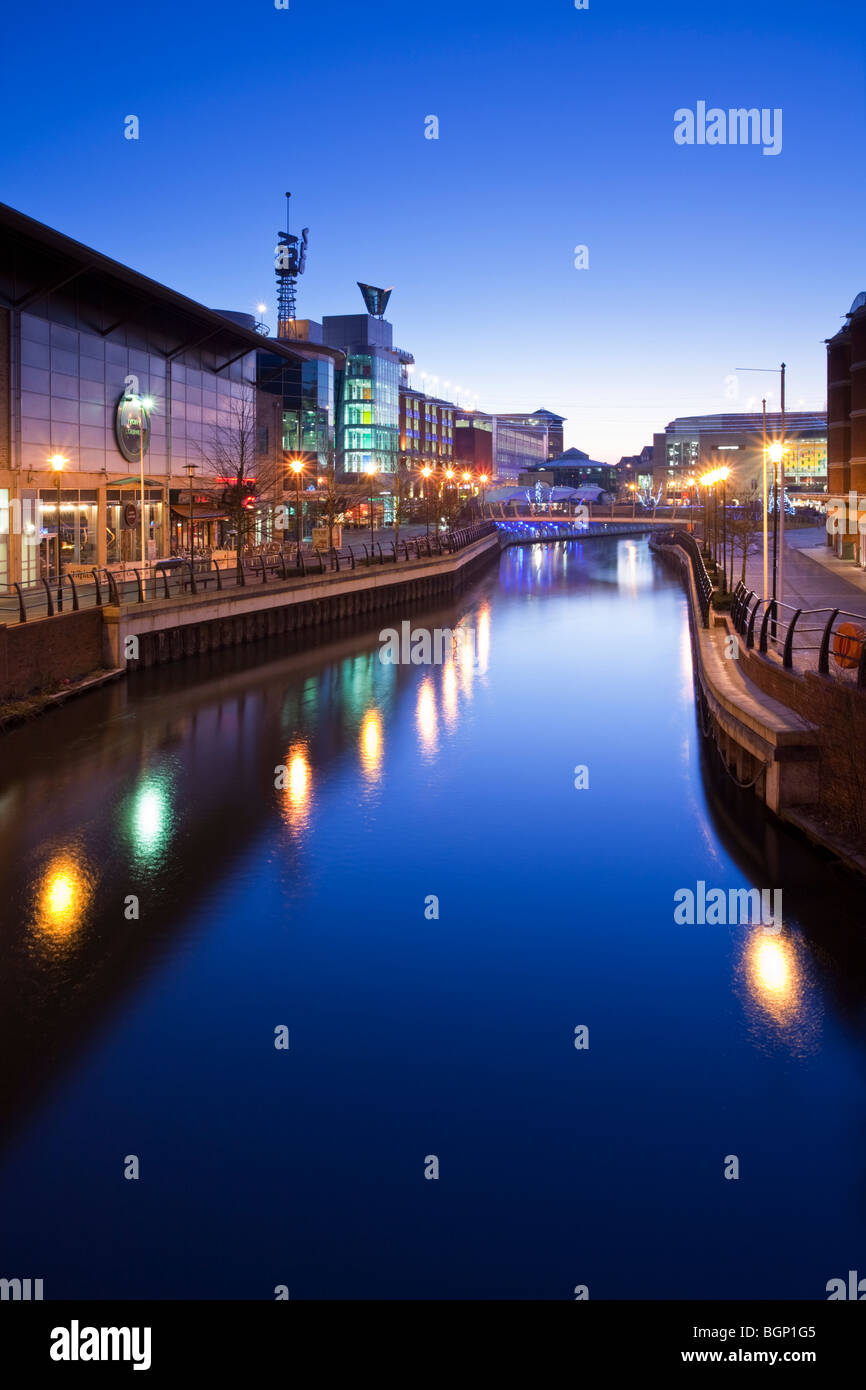 Riverside on the Oracle shopping centre in Reading at Dusk, Berkshire, Uk Stock Photo