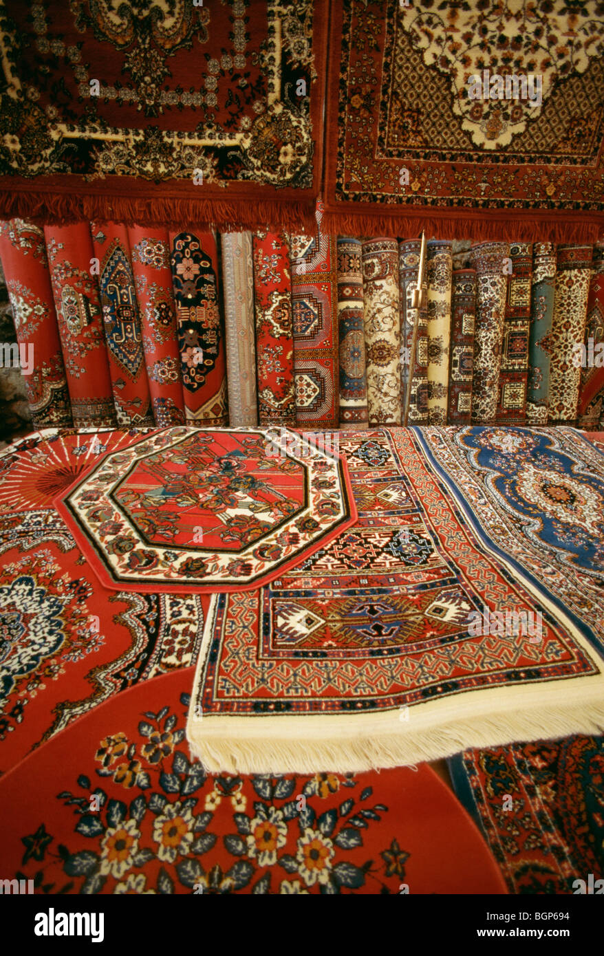 Middle eastern rugs hires stock photography and images Alamy
