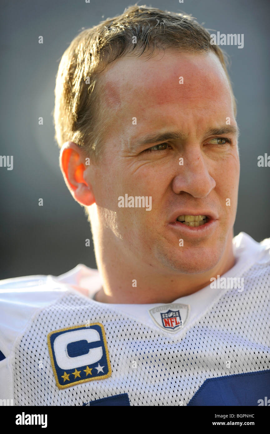 Peyton Manning 18 quarterback of the Indianapolis Colts Stock Photo Alamy