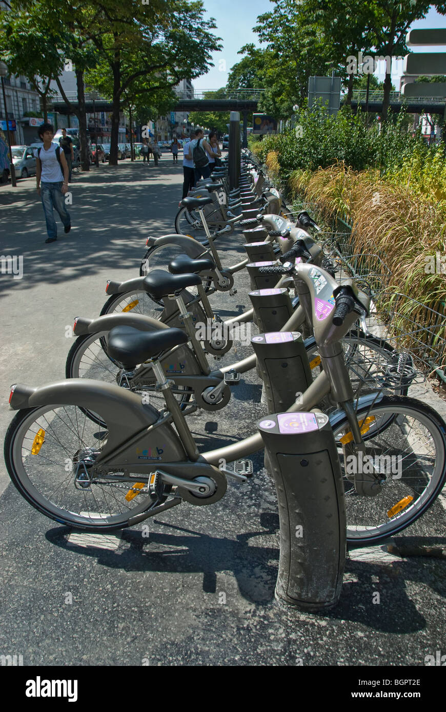 Parking velo hi res stock photography and images Alamy