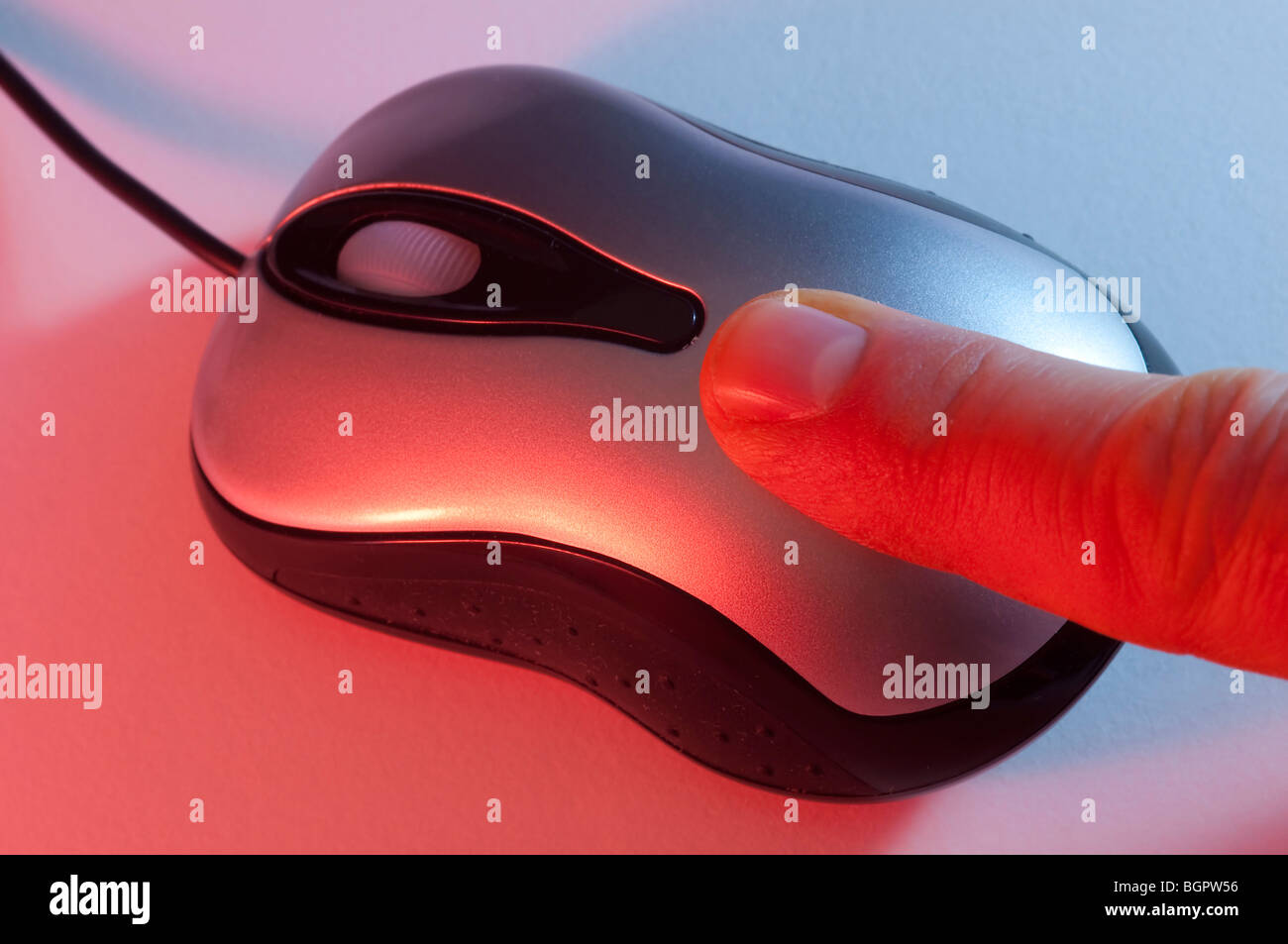 MOUSE PICKY ABOUT SURFACE visual data 6