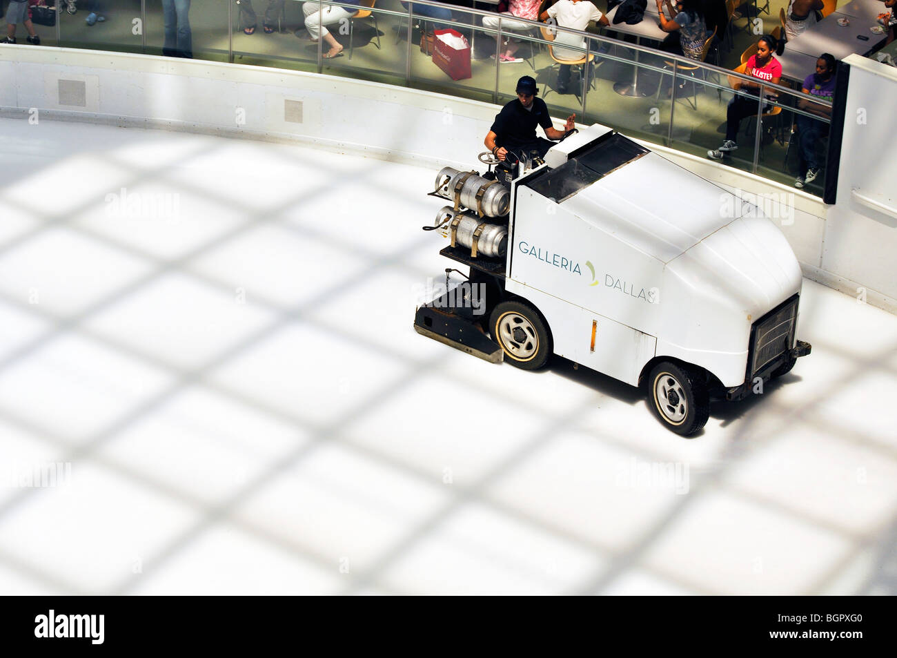 Zamboni ice resurfacing Stock Photo Alamy