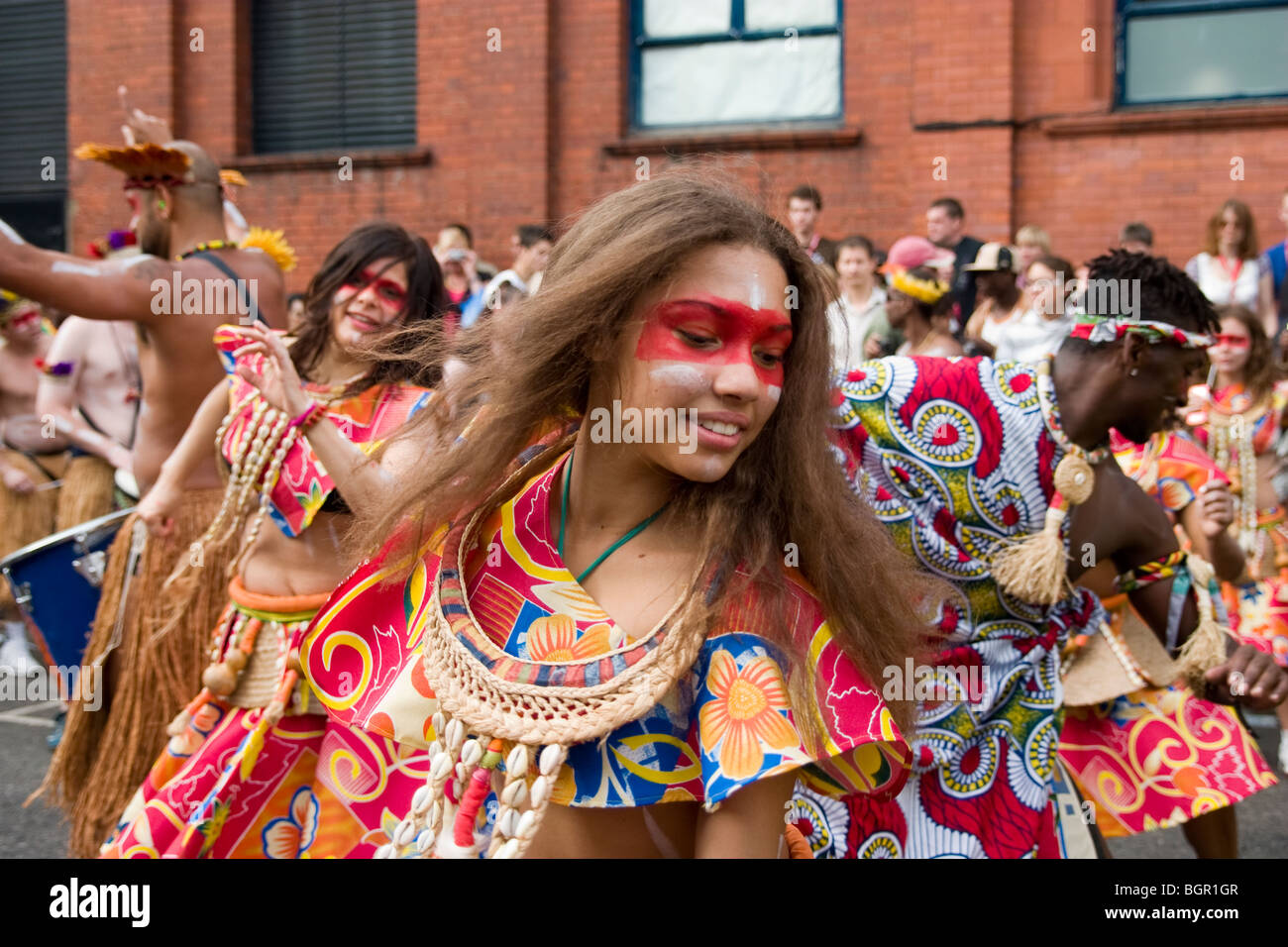 Carnival dancers dancing hi-res stock photography and images - Alamy