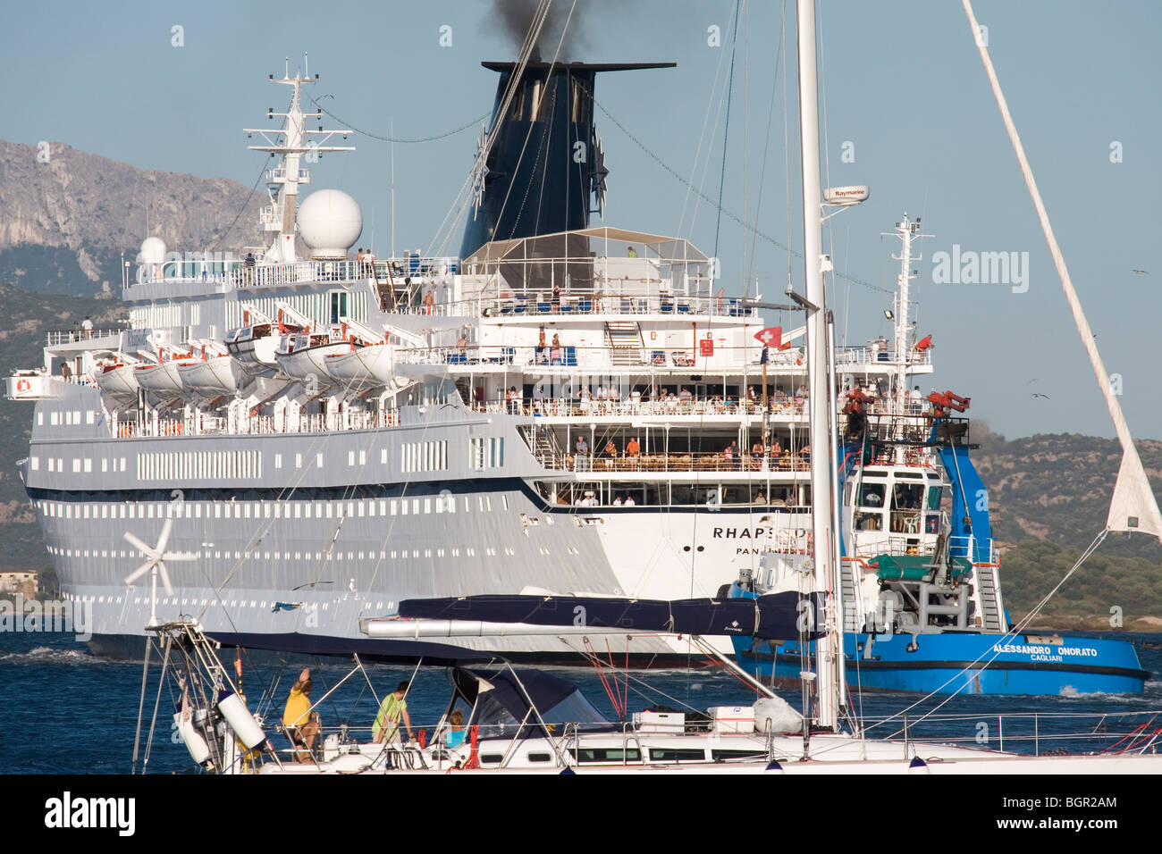 Msc cruise ship hi-res stock photography and images - Alamy