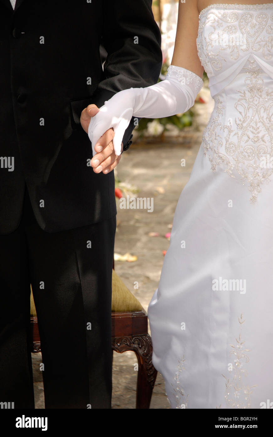 Dos Manos High Resolution Stock Photography and Images - Alamy
