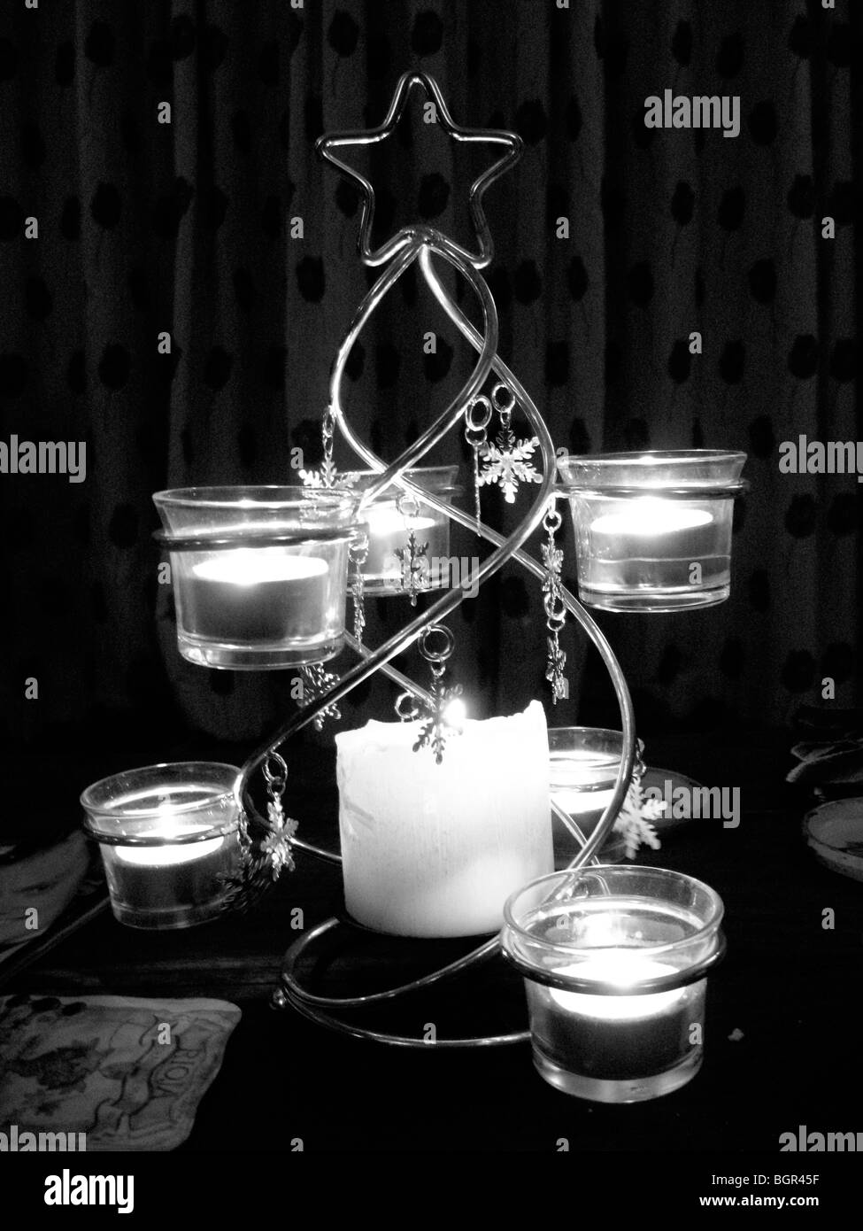 a-christmas-candle-table-decoration-stock-photo-alamy