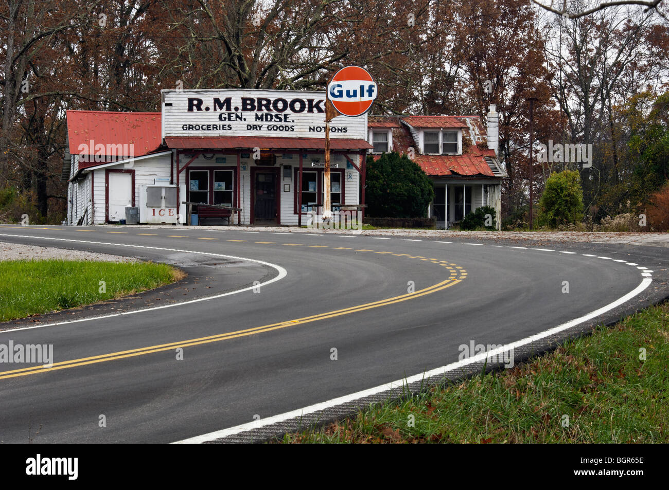 Gas Station Current Location >> Old Country Gas Station and General Store in Fentress ... Gas Station Current Location >> Old Country Gas Station and General Store in Fentress ...