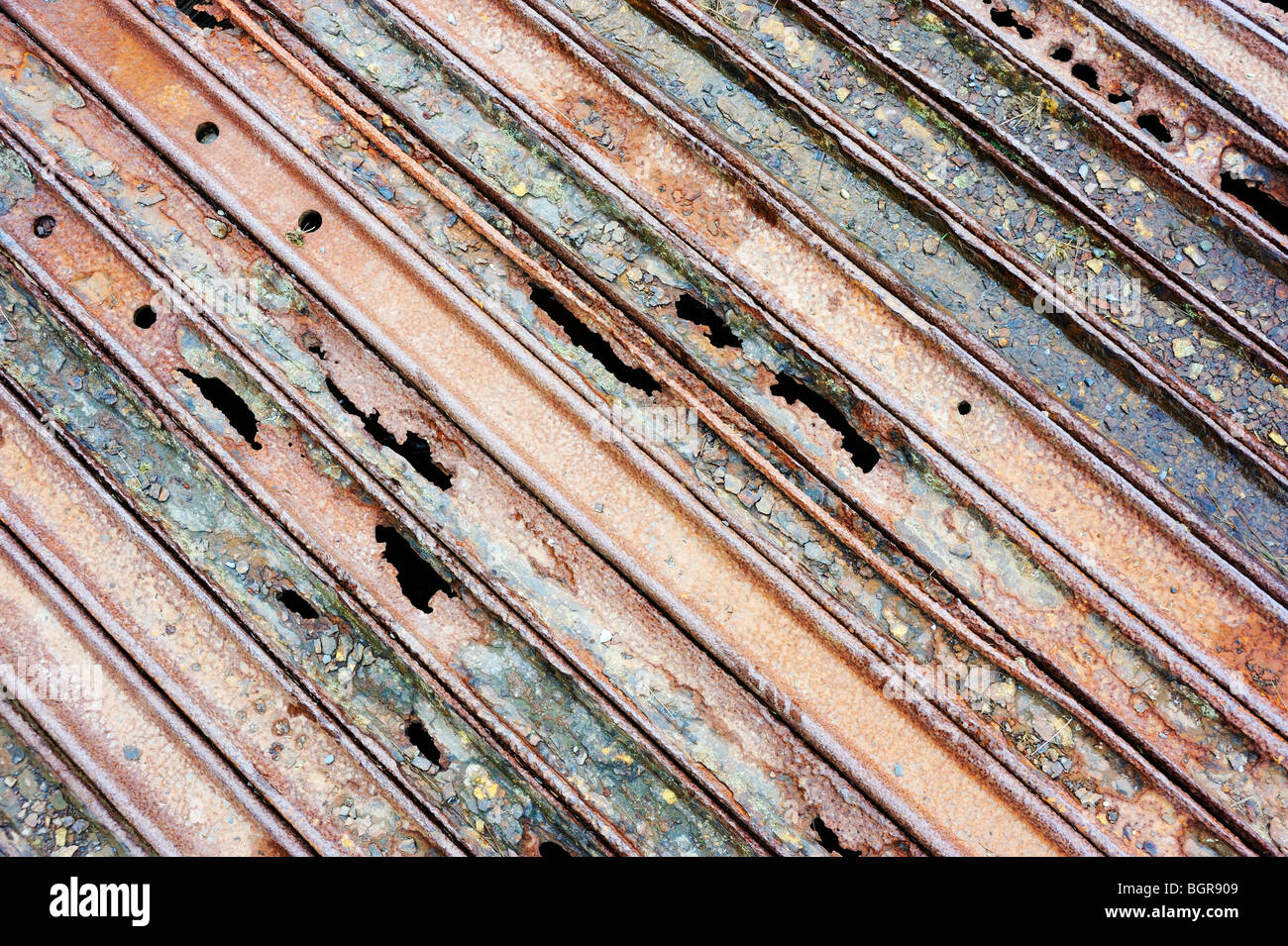 Bridge iron steel metal railway hi-res stock photography and images - Alamy