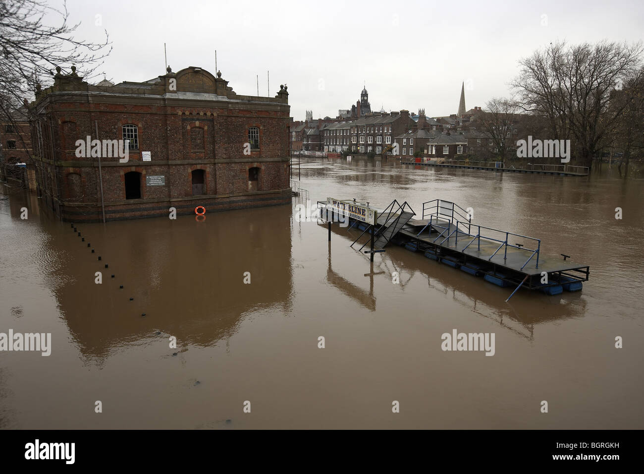 Flooding of the River Ouse in the centre of York, Yorkshire, UK. Flood waters waterline Stock Photo