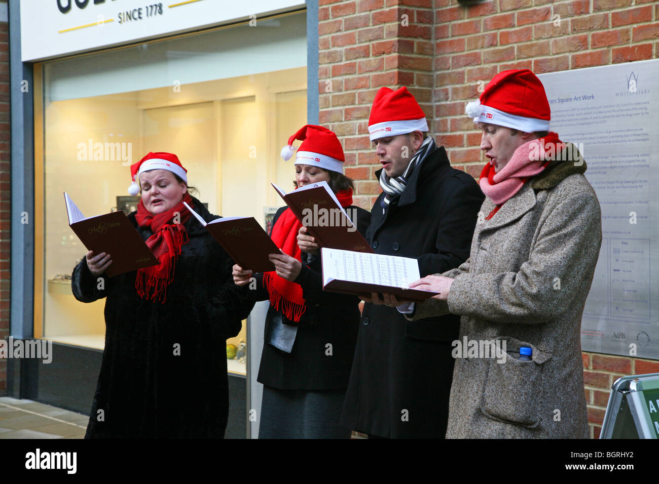 Carol singers hires stock photography and images Alamy