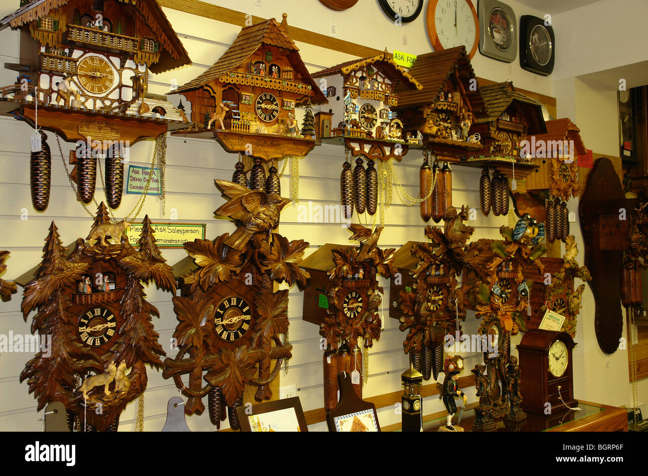 AJD62388, Frankenmuth, MI, Michigan, Frankenmuth Clock Company, cuckoo