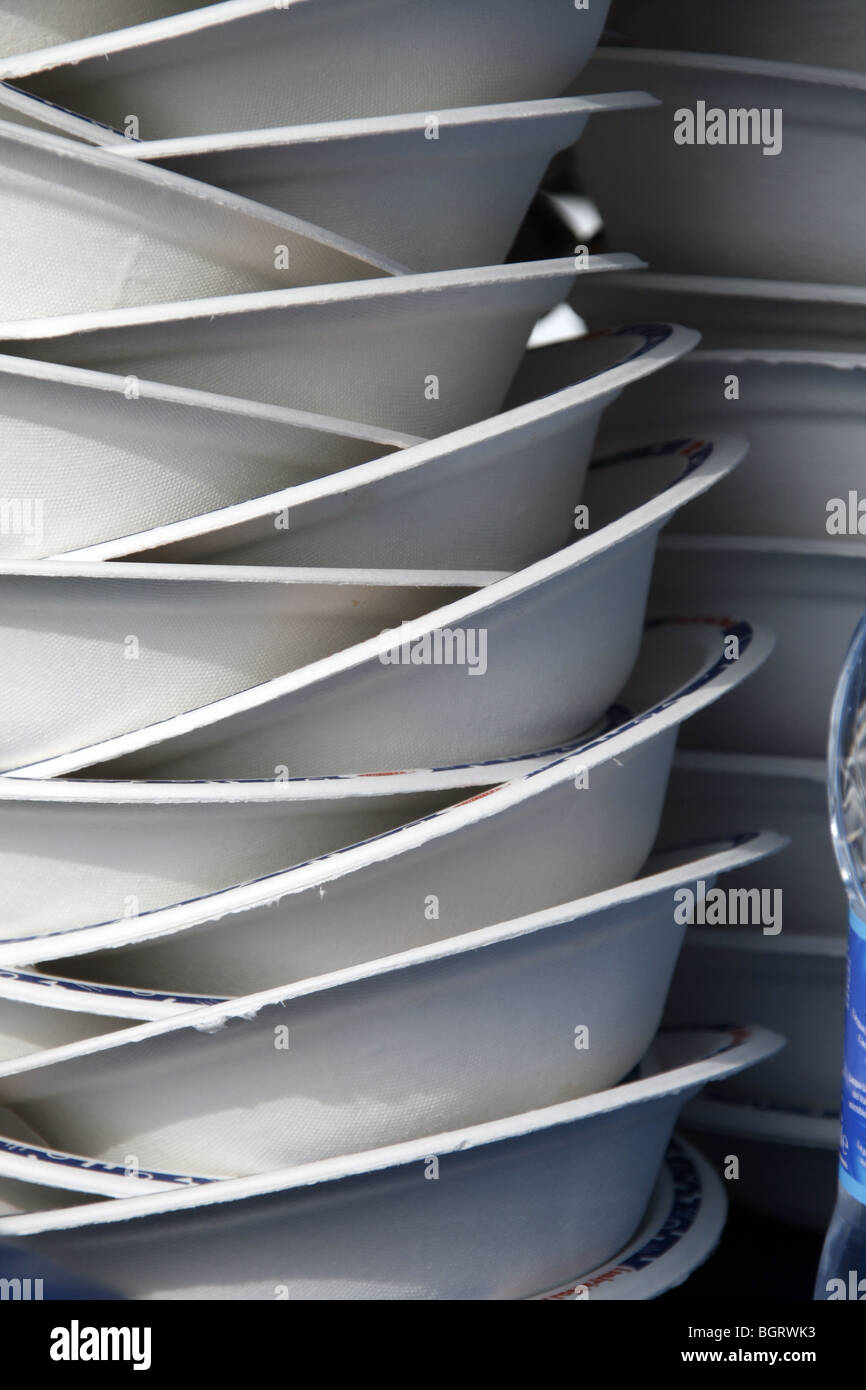 close up of pile of paper plates bowls Stock Photo Alamy