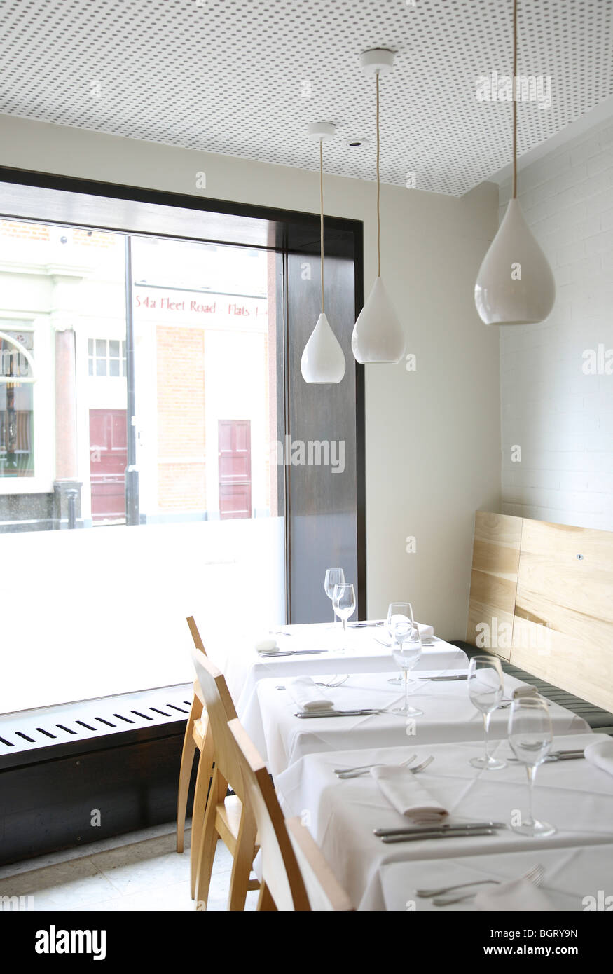 OSTERIA EMILIA RISTORANTE, LONDON, UNITED KINGDOM, BURD HAWARD ARCHITECTS Stock Photo