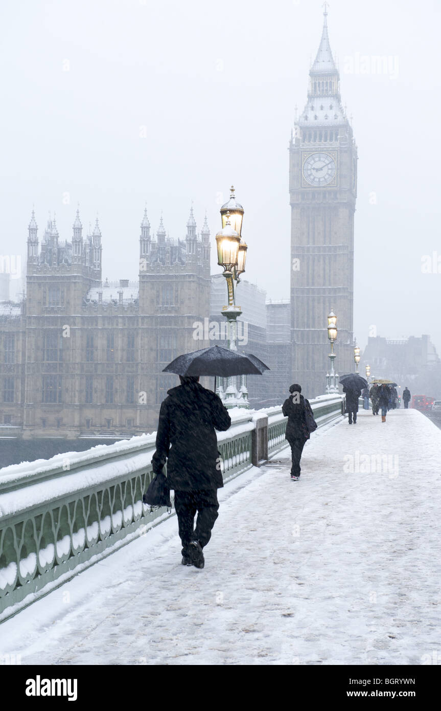 Parliament westminster bridge snowing hires stock photography and