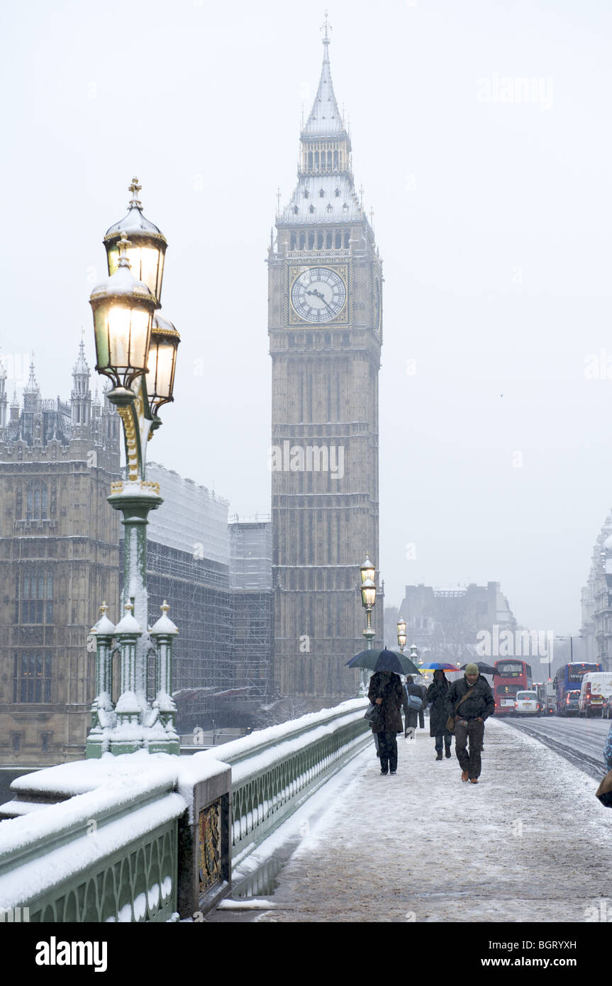 Westminster bridge snow hires stock photography and images Alamy
