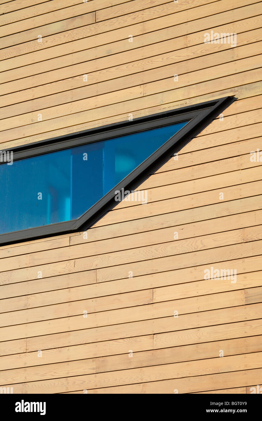 THE FACTORY CHILDREN'S CENTRE, LONDON, UNITED KINGDOM, CAZENOVE