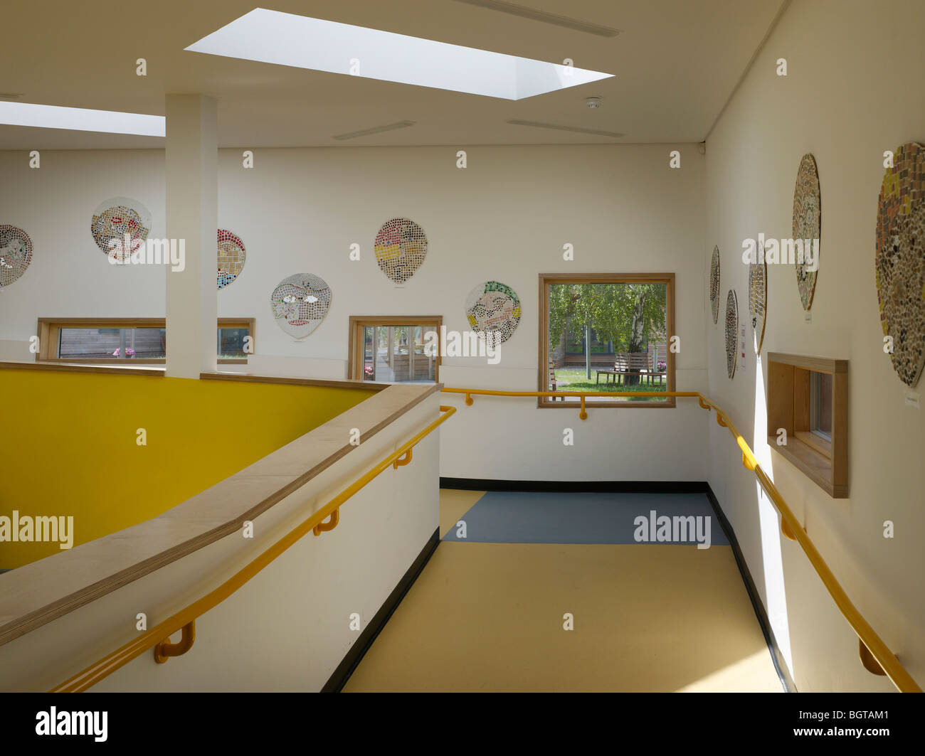 IFIELD SCHOOL, GRAVESEND, UNITED KINGDOM, HAVERSTOCK ASSOCIATES LLP Stock Photo Alamy