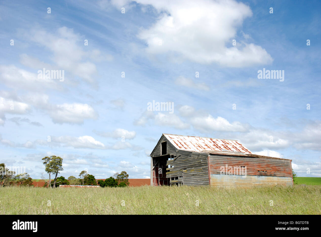Rustic dilapidated rural barn North West Tasmania Stock Photo