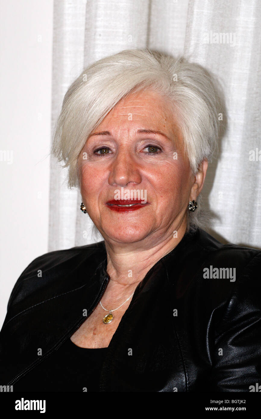 Actress Olympia Dukakis Stock Photo - Alamy