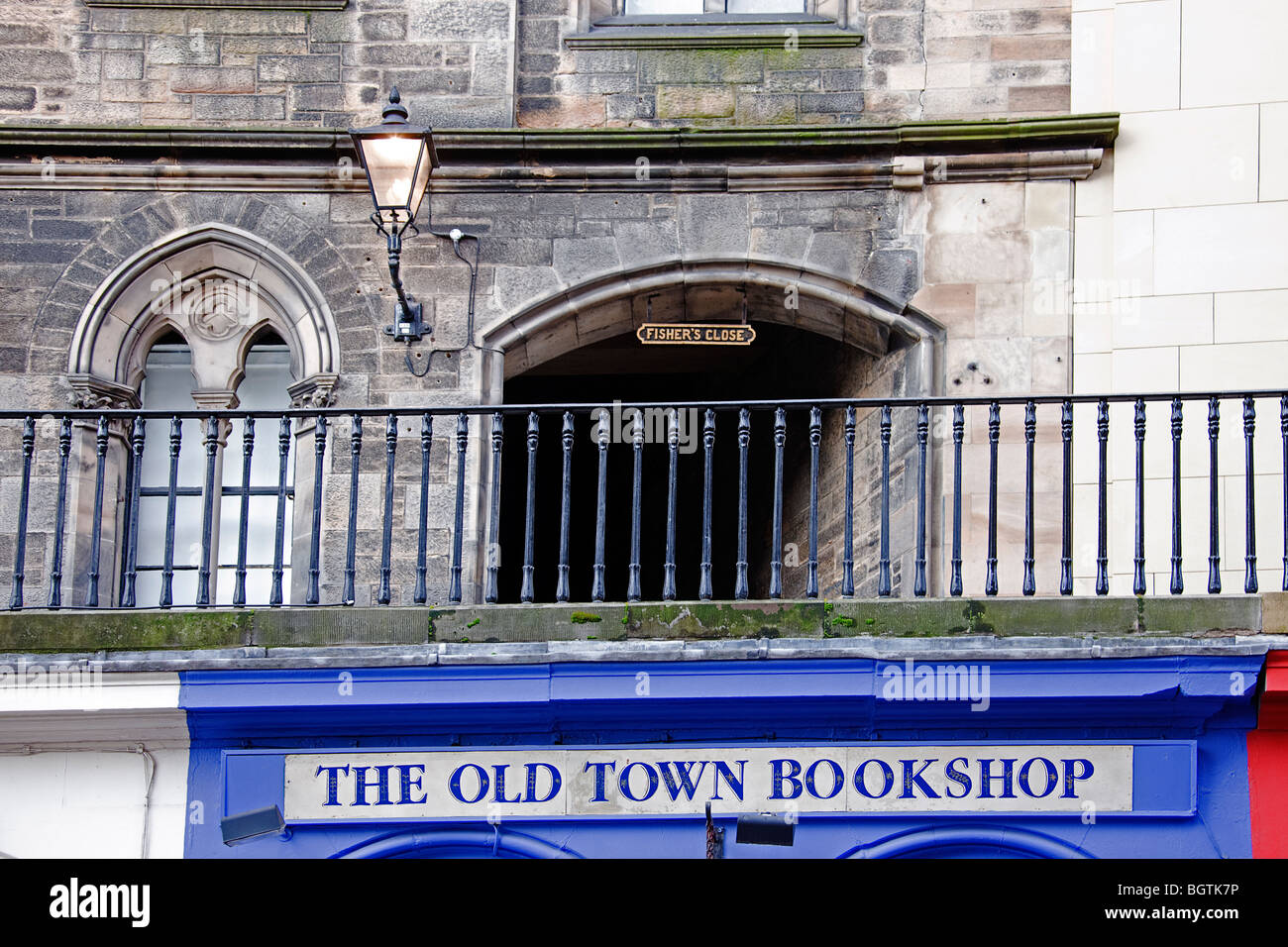 Fishers close entrance. Edinburgh Stock Photo Alamy