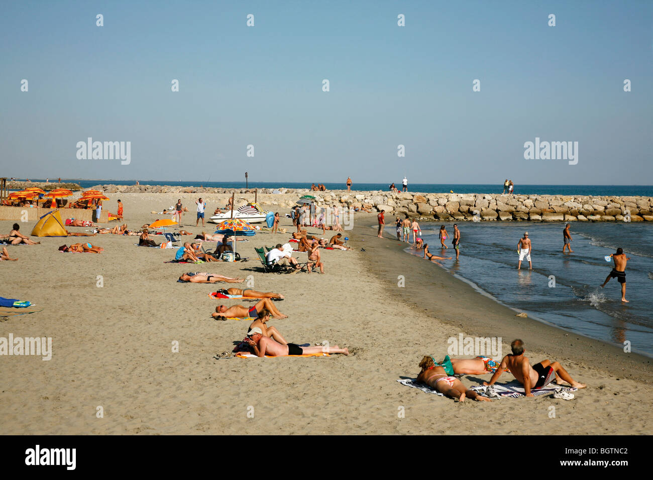 Beach of saintes maries hi-res stock photography and images - Alamy