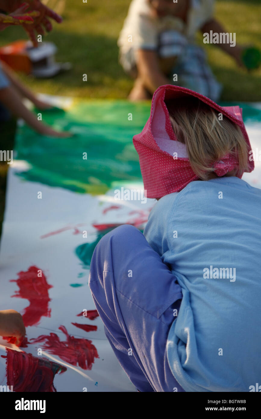 Birthday painting hi-res stock photography and images - Alamy