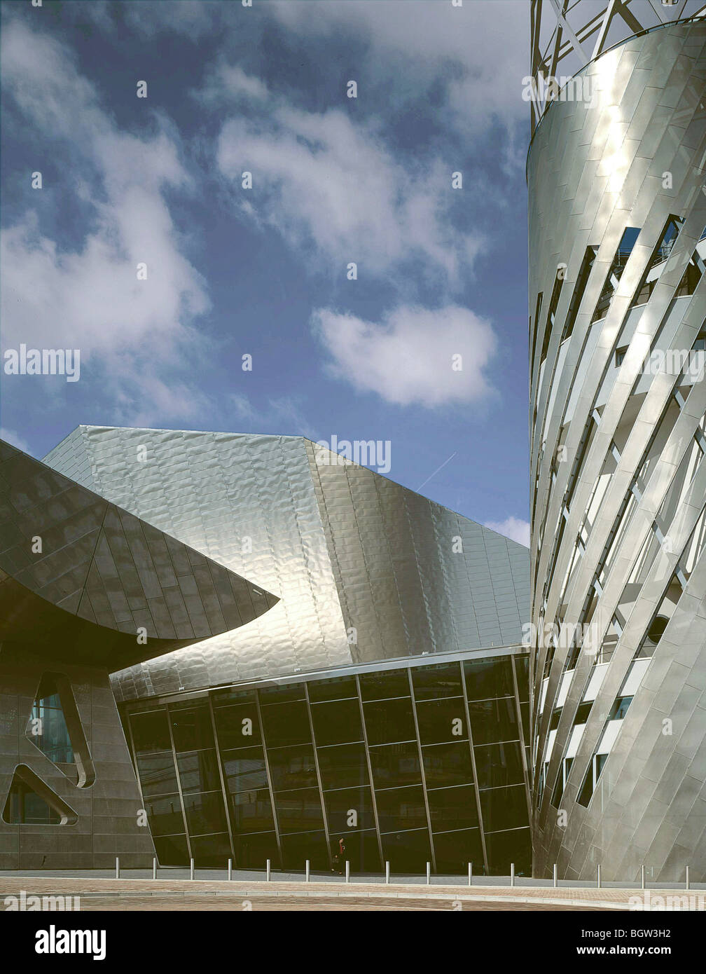 lowry centre tower entrance glazing Stock Photo Alamy