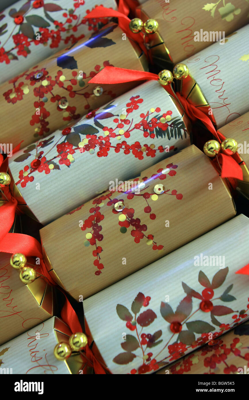 Christmas crackers hi-res stock photography and images - Alamy