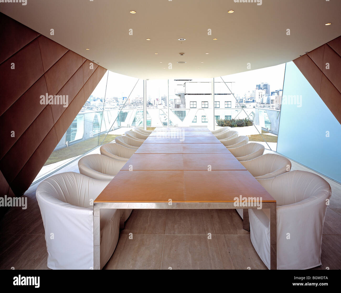 TODS STORE, TOKYO, JAPAN, TOYO ITO Stock Photo - Alamy
