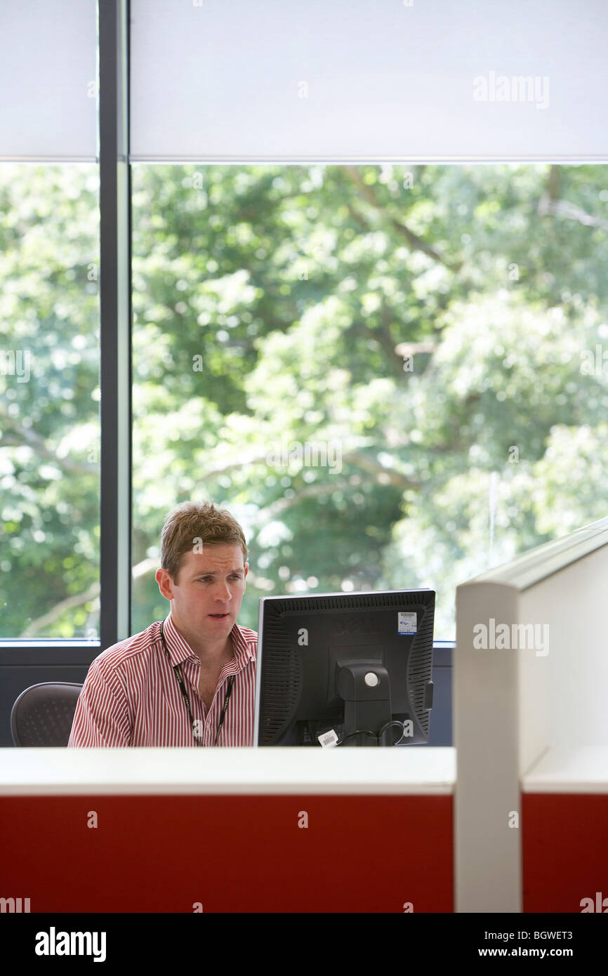 JOHNSON & JOHNSON MEDICAL LTD, WOKINGHAM, UNITED KINGDOM, TP BENNETT Stock Photo