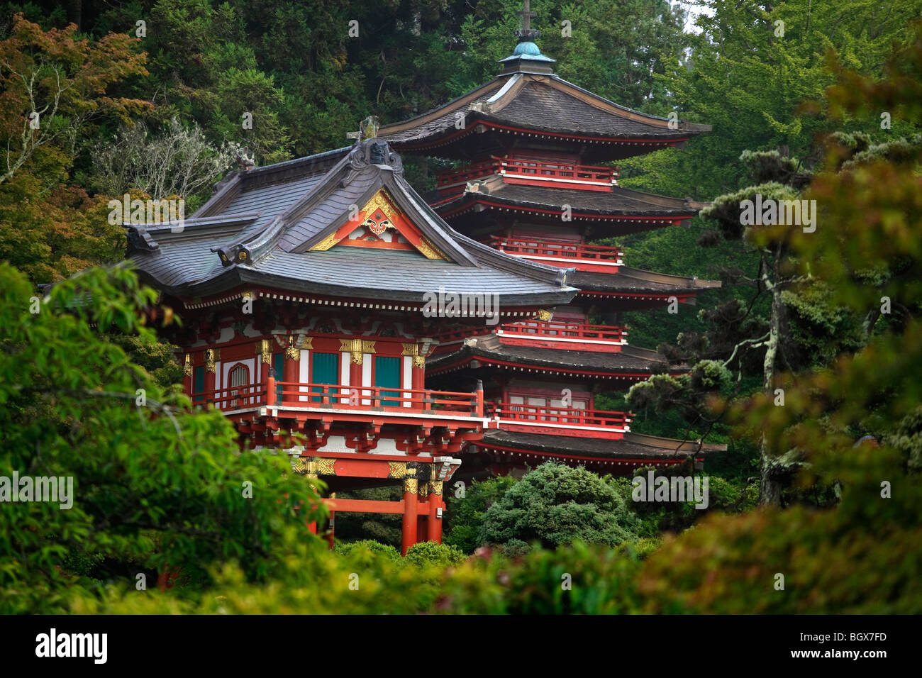 PAGODAS grace the JAPANESE TEA GARDEN in GOLDEN GATE PARK - SAN FRANCISCO, CALIFORNIA Stock Photo