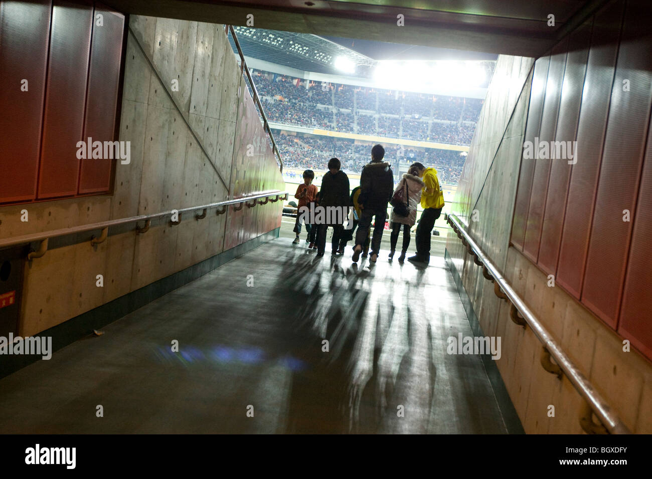 Football fans supporters at the Nissan Stadium, Shin-Yokohama, Japan Stock Photo