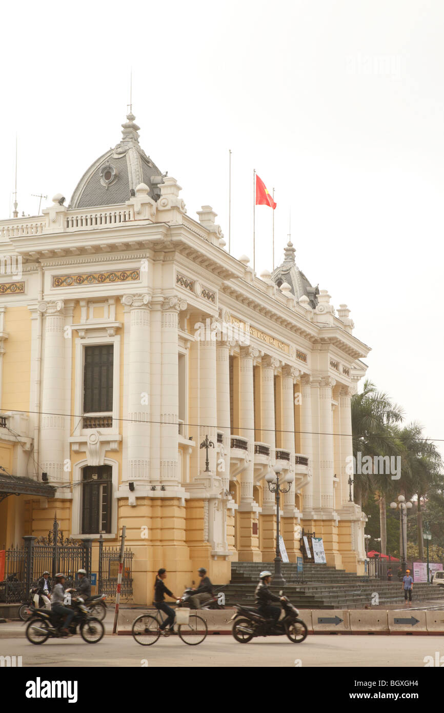 Hanoi Opera House Stock Photo - Alamy
