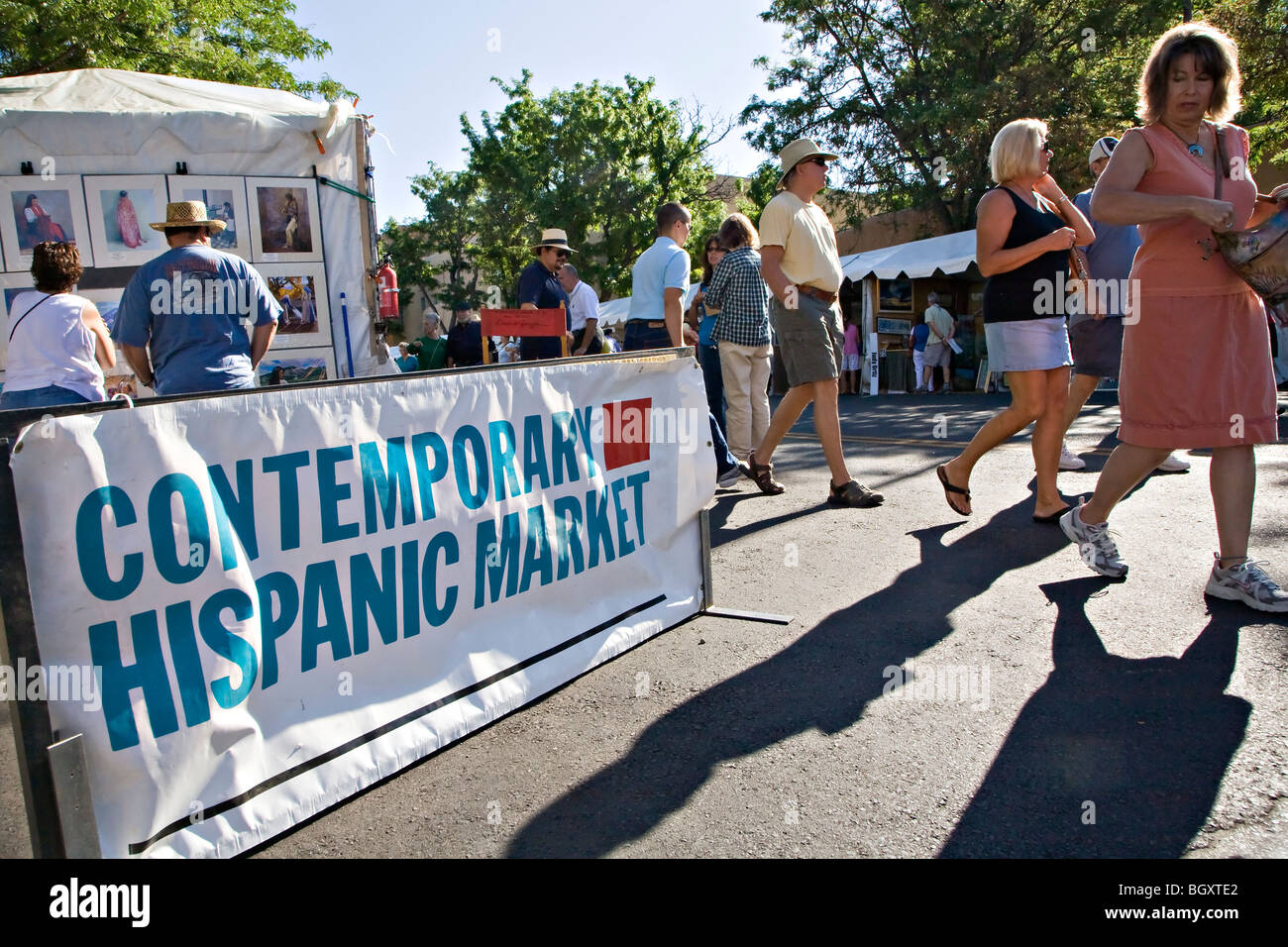 Contemporary hispanic market hires stock photography and images Alamy